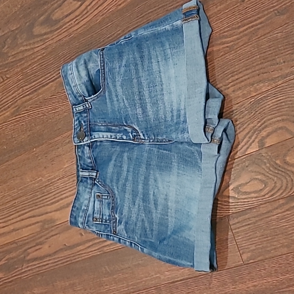 Rue 21 denim short size 8